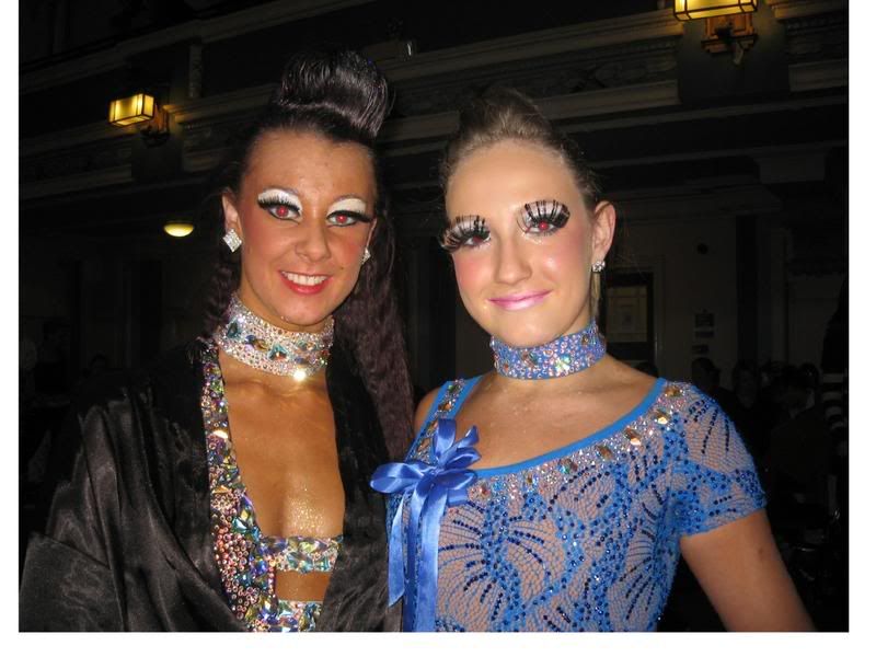 Image hotlink - 'http://i88.photobucket.com/albums/k161/kplw/meandpaigey2.jpg' Image hotlink - 'http://i88.photobucket.com/albums/k161/kplw/meandpaigey2.jpg'