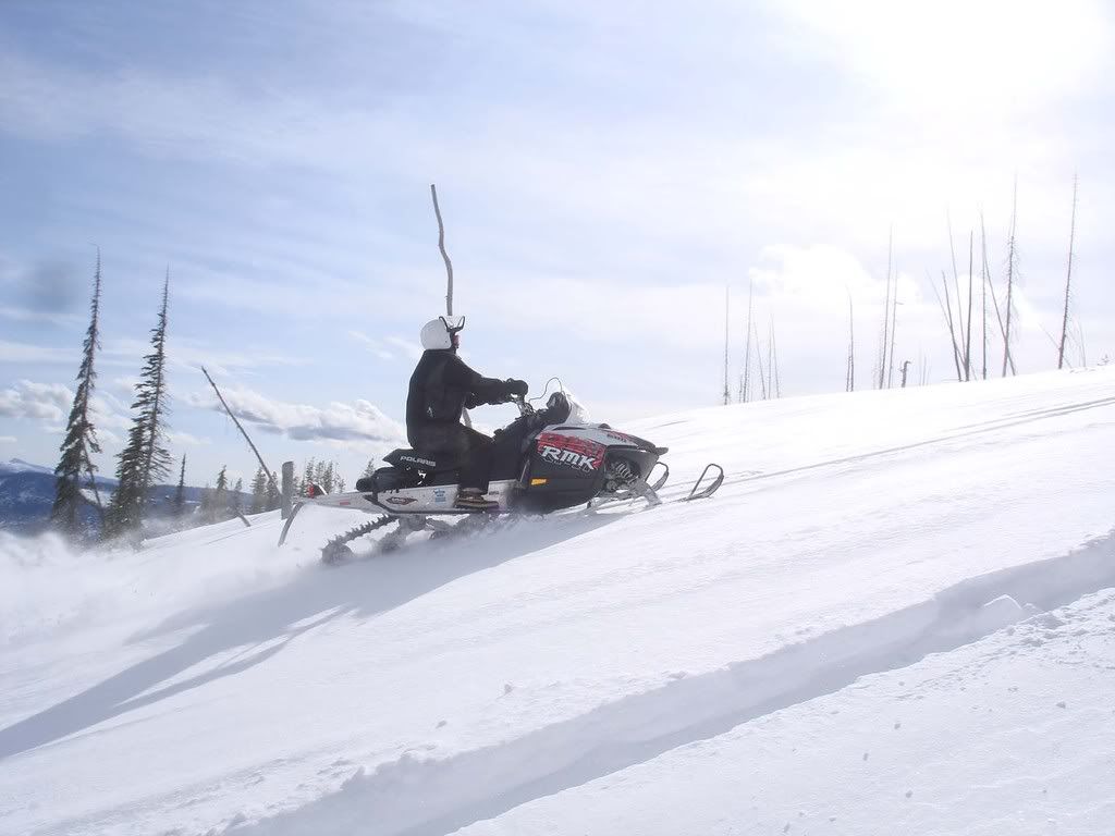 DSC07373SleddingLoloFeb2009.jpg