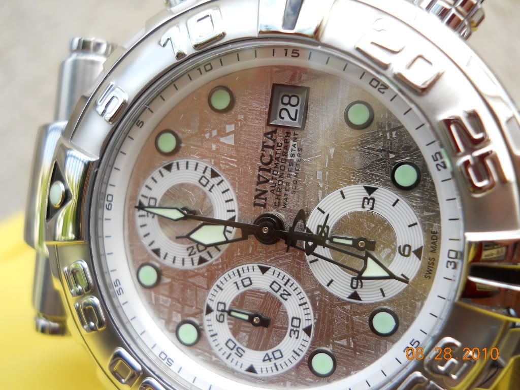 invicta meteorite dial watch