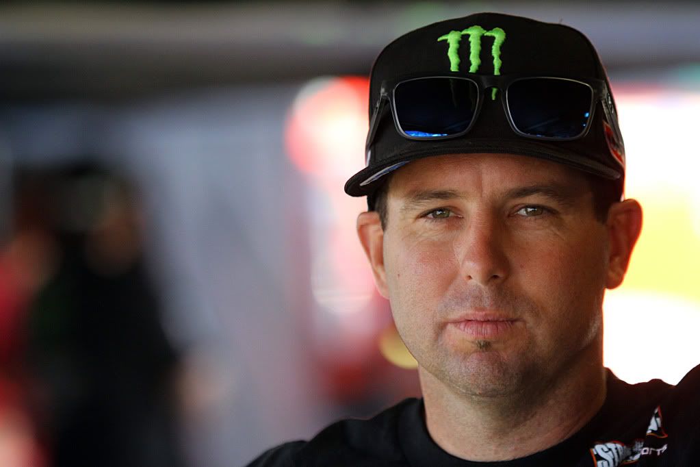 IMAGE: http://i88.photobucket.com/albums/k173/ryant35/IMG_0128-1.jpg