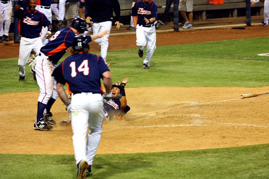 IMAGE: http://i88.photobucket.com/albums/k173/ryant35/IMG_4783_resize.jpg