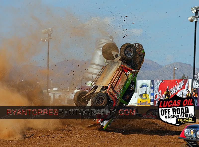 IMAGE: http://i88.photobucket.com/albums/k173/ryant35/LOORRS%2010/IMG_5688.jpg