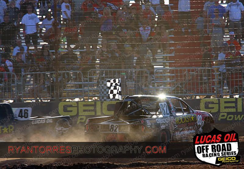 IMAGE: http://i88.photobucket.com/albums/k173/ryant35/LOORRS%2010/IMG_6736.jpg