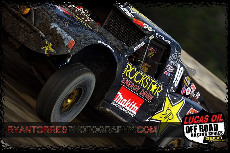 IMAGE: http://i88.photobucket.com/albums/k173/ryant35/LOORS%208/LOOORRS%208-2/IMG_2012.jpg