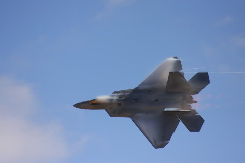 IMAGE: http://i88.photobucket.com/albums/k173/ryant35/Miramar%202008/IMG_7283.jpg