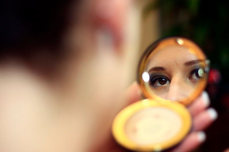 IMAGE: http://i88.photobucket.com/albums/k173/ryant35/Wedding/_MG_0241.jpg