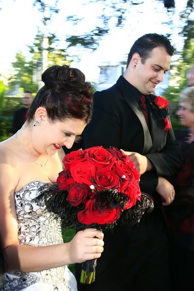 IMAGE: http://i88.photobucket.com/albums/k173/ryant35/Wedding/_MG_0617.jpg