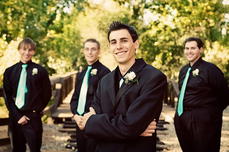 IMAGE: http://i88.photobucket.com/albums/k188/wernersl/Housner%20wedding/IMG_5788_web.jpg