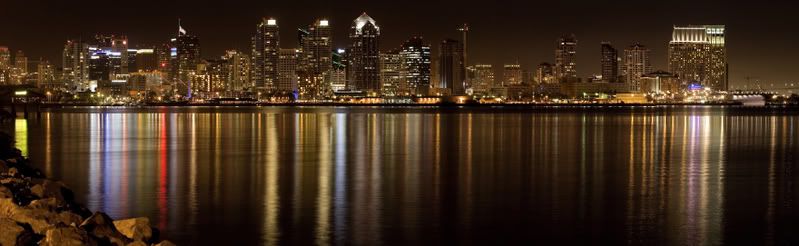 IMAGE: http://i88.photobucket.com/albums/k188/wernersl/SDskylinepano.jpg