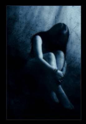 https://i88.photobucket.com/albums/k199/amicable_2006/alone6.jpg